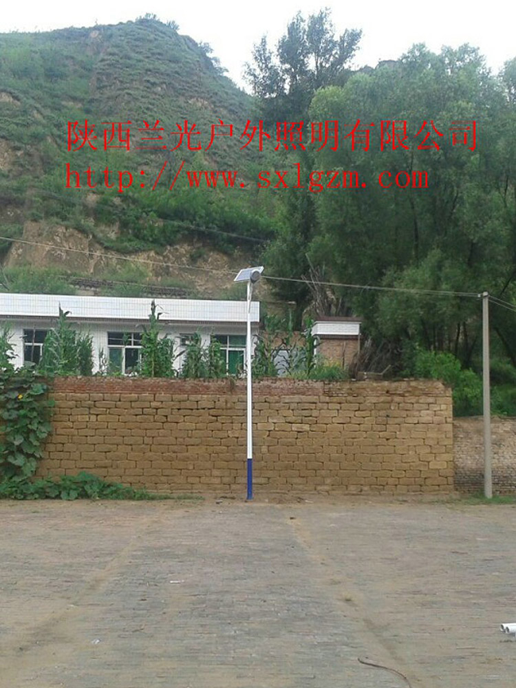 太陽(yáng)能路燈 太陽(yáng)能路燈